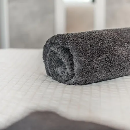 & Natural Light 2bdr Private Parking * Τίρανα