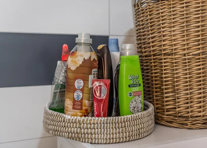 & Natural Light 2bdr Private Parking Διαμέρισμα