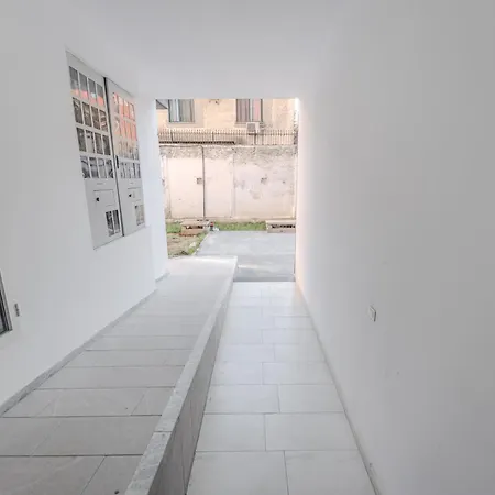 & Natural Light 2bdr Private Parking Appartement Tirana