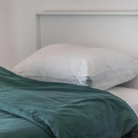 & Natural Light 2bdr Private Parking Tirana